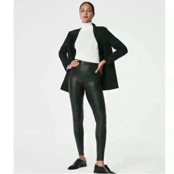 SPANX "Faux Leather Leggings"
Black Size XS New Without Tags! - Picture 2 of 9